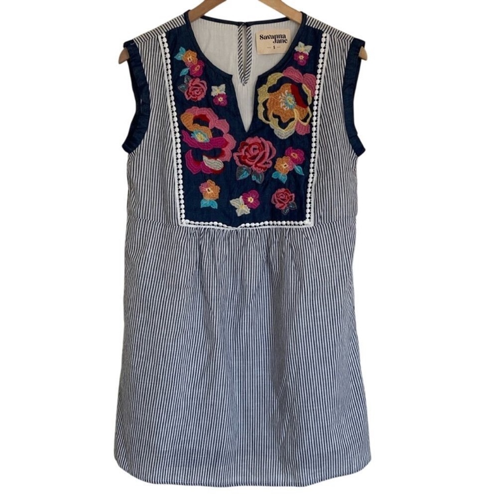SAVANNA JANE Floral Summer Dress Striped Cute Preppy Embroidered Medium NWT